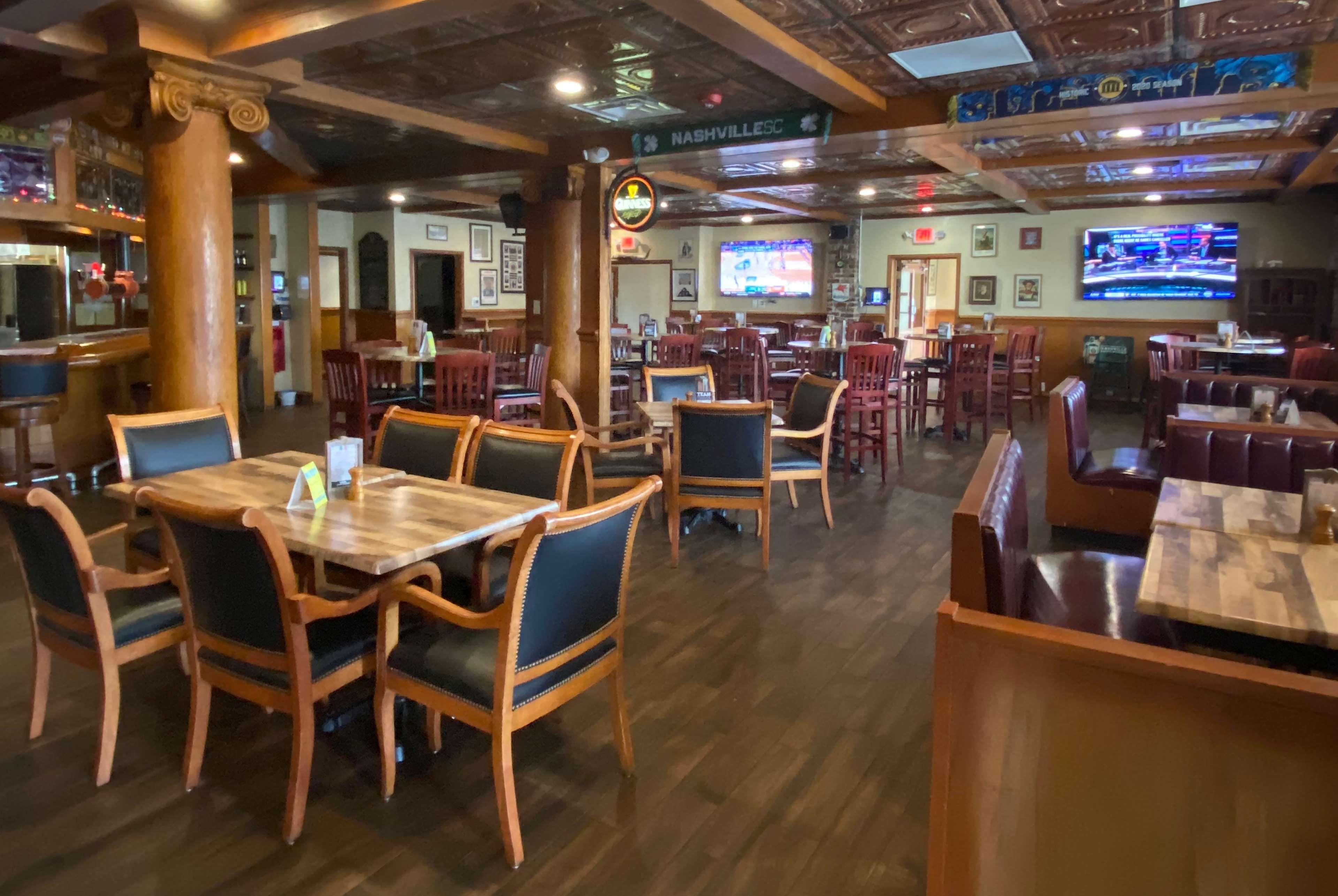 Hillside Crossing Hotel 3*