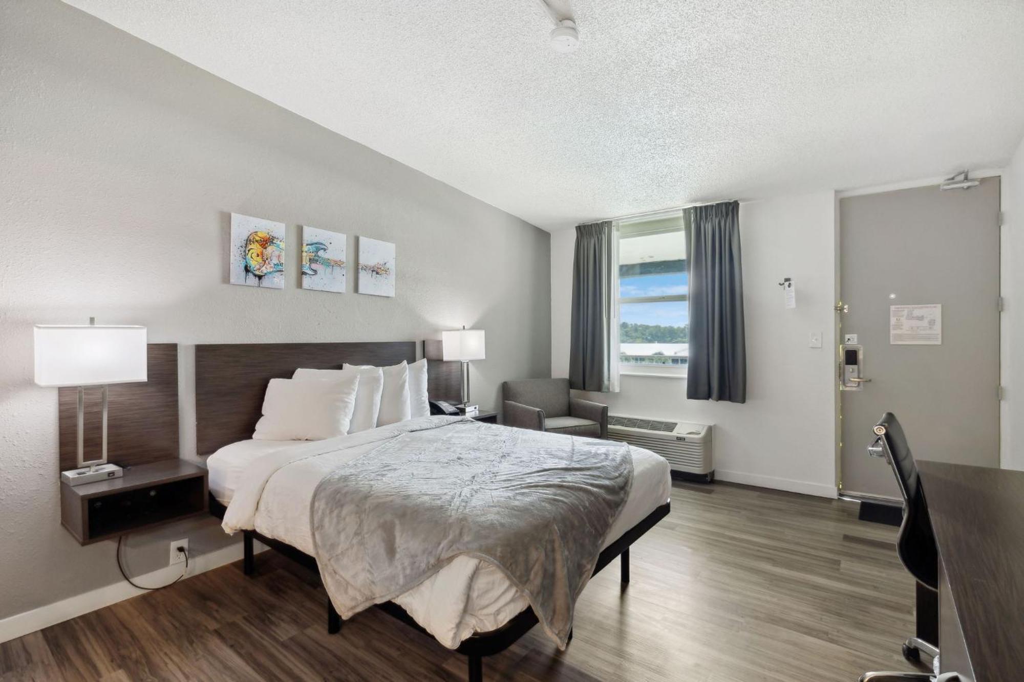 Hillside Crossing 3*